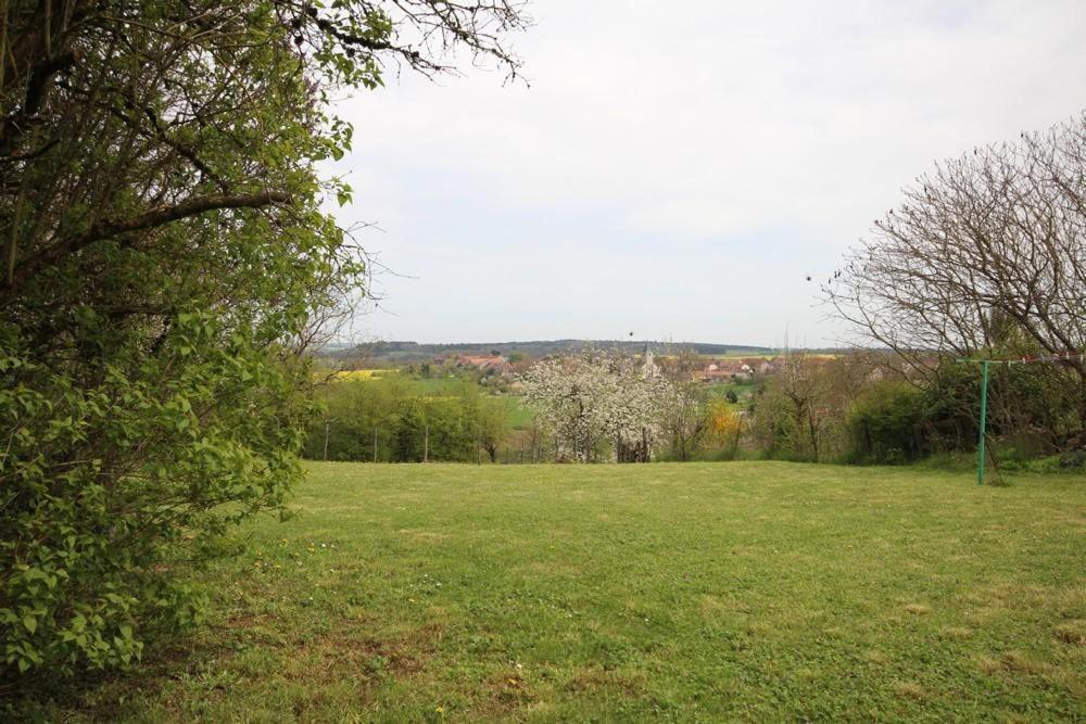 Chez Marie-Anne Bed & Breakfast Sacquenay Exterior foto